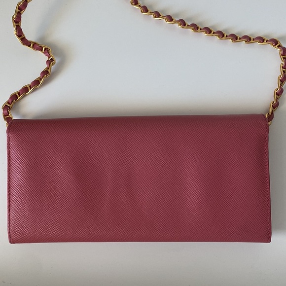 Prada Saffiano metal wallet on chain